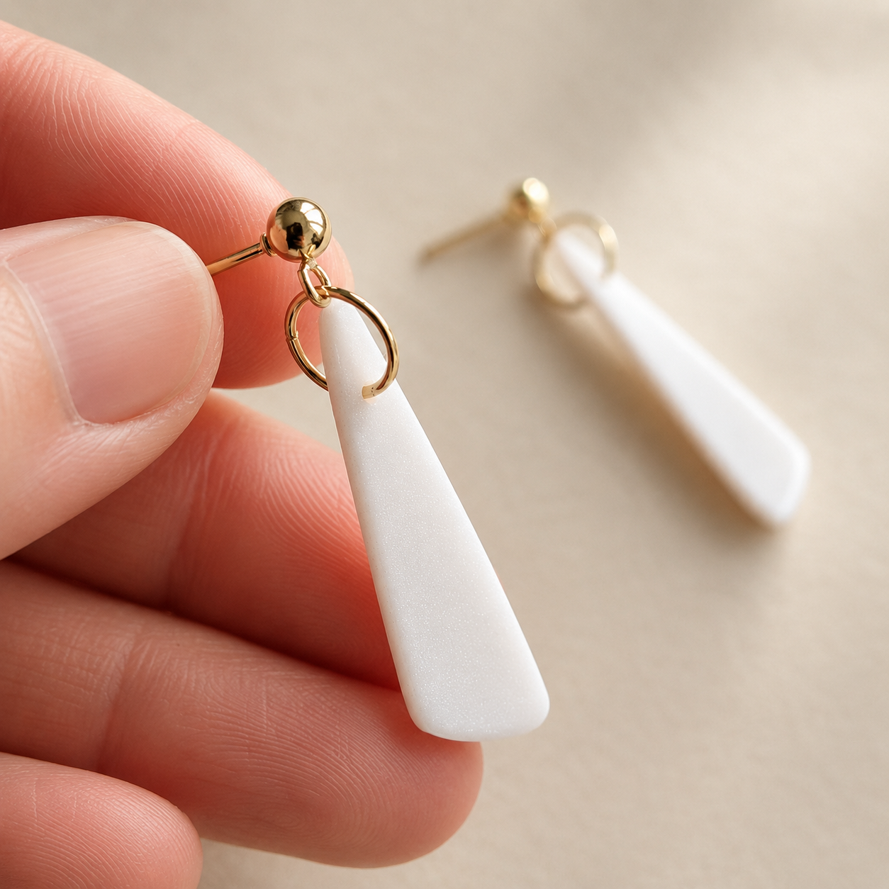 The Tapered Drop in Ivory Pearl | Drop Earrings