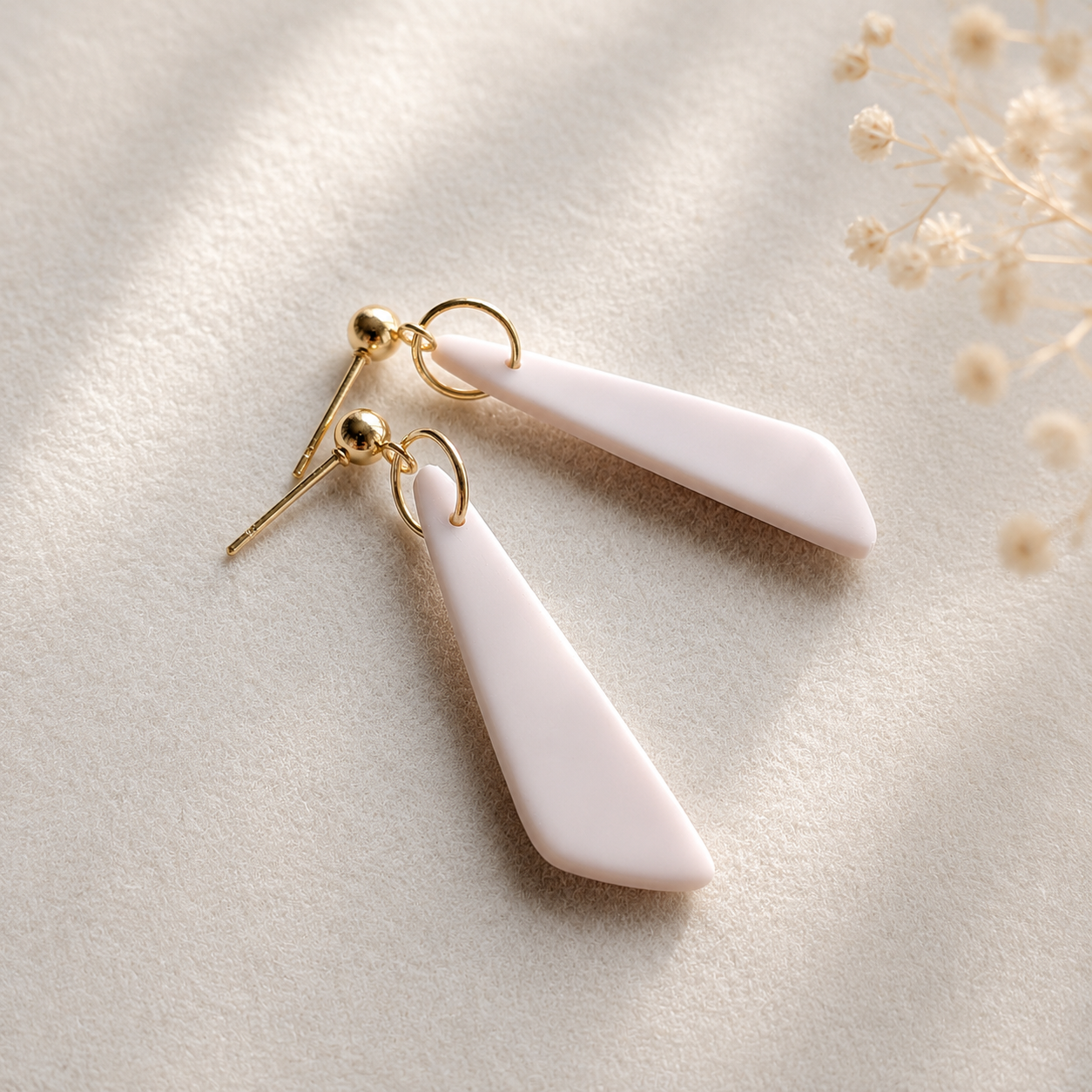 The Tapered Drop in Quiet Luxury | Drop Earrings