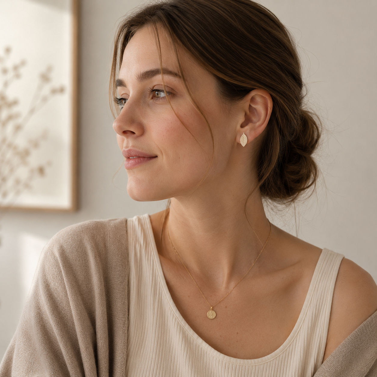Scandinavian Neutrals Leaf Stud Set