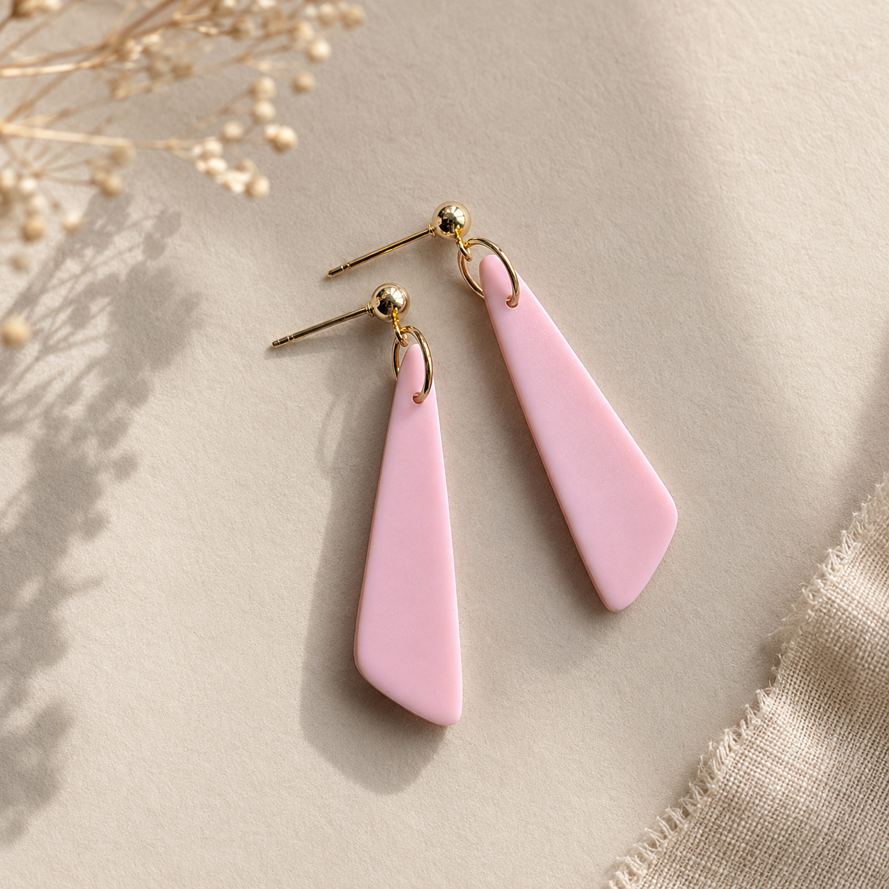 The Tapered Drop in Modern Wedding | Drop Earrings