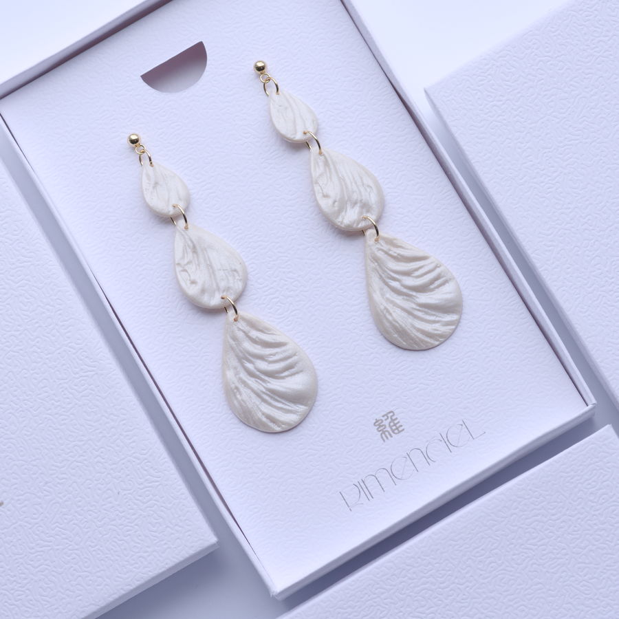 Pearl White Teardrop Earrings