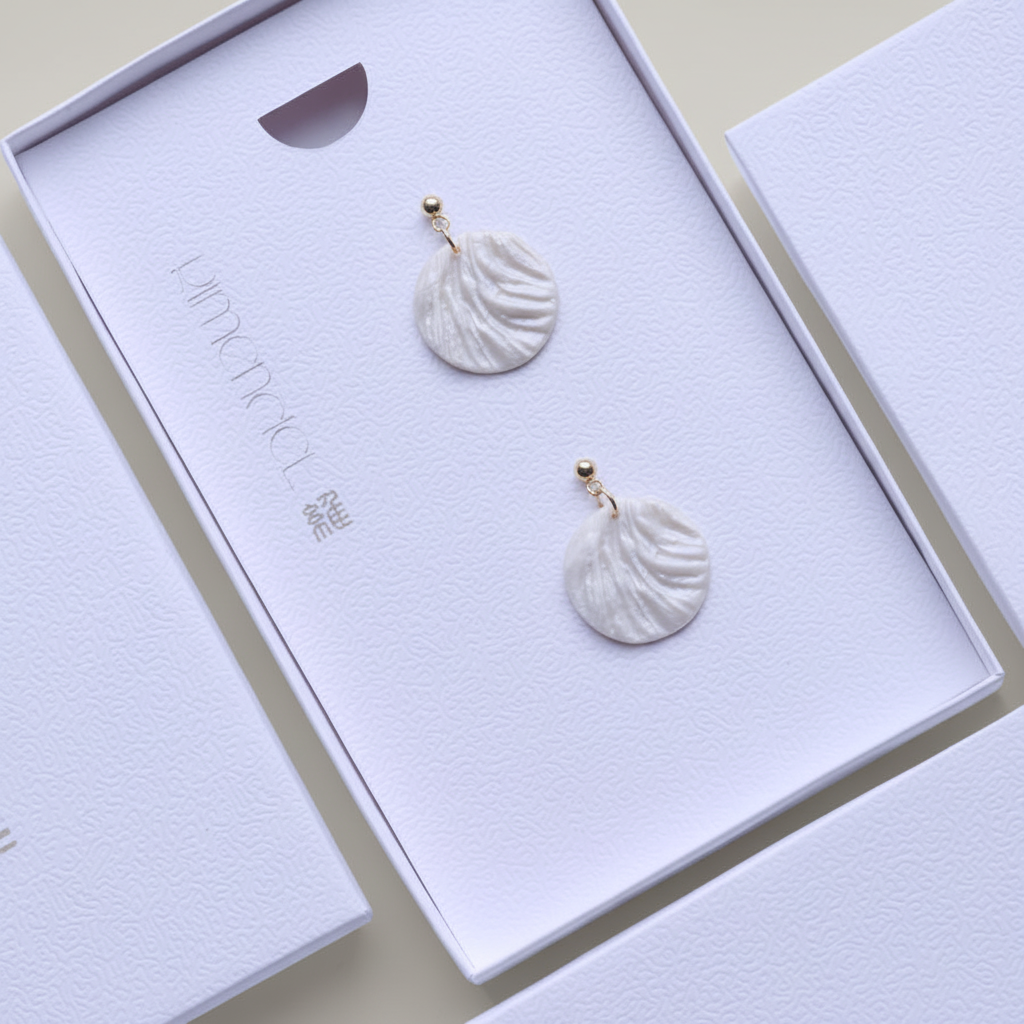 Minimalist Earrings Pearl White Lightweight Round