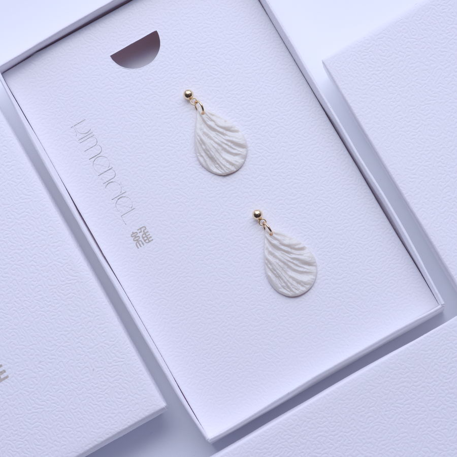 Pearl White Teardrop Earrings