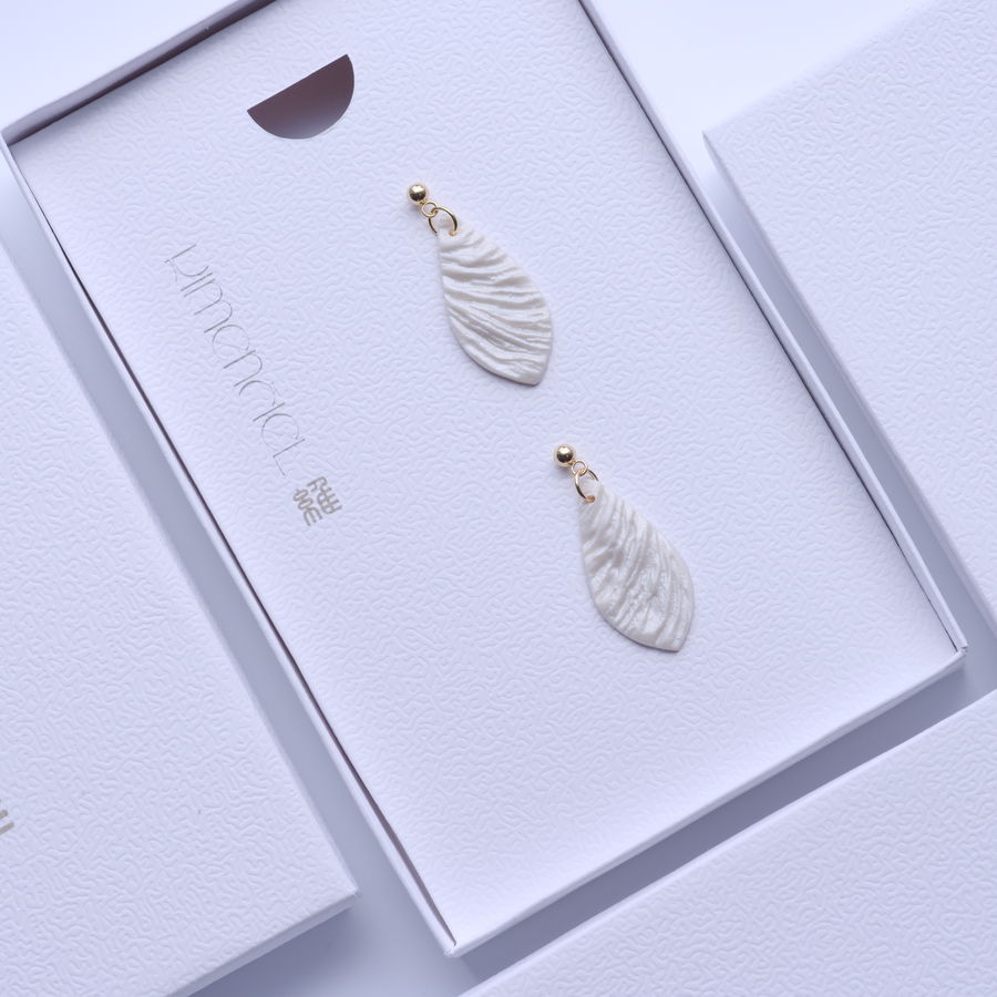 Pearl White Teardrop Earrings