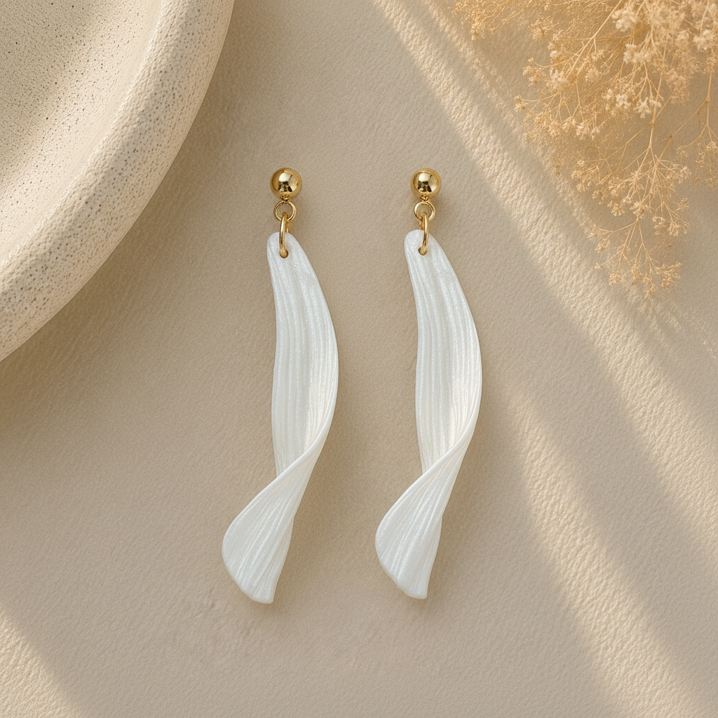 Pearl Twisted Wave Earring Pair